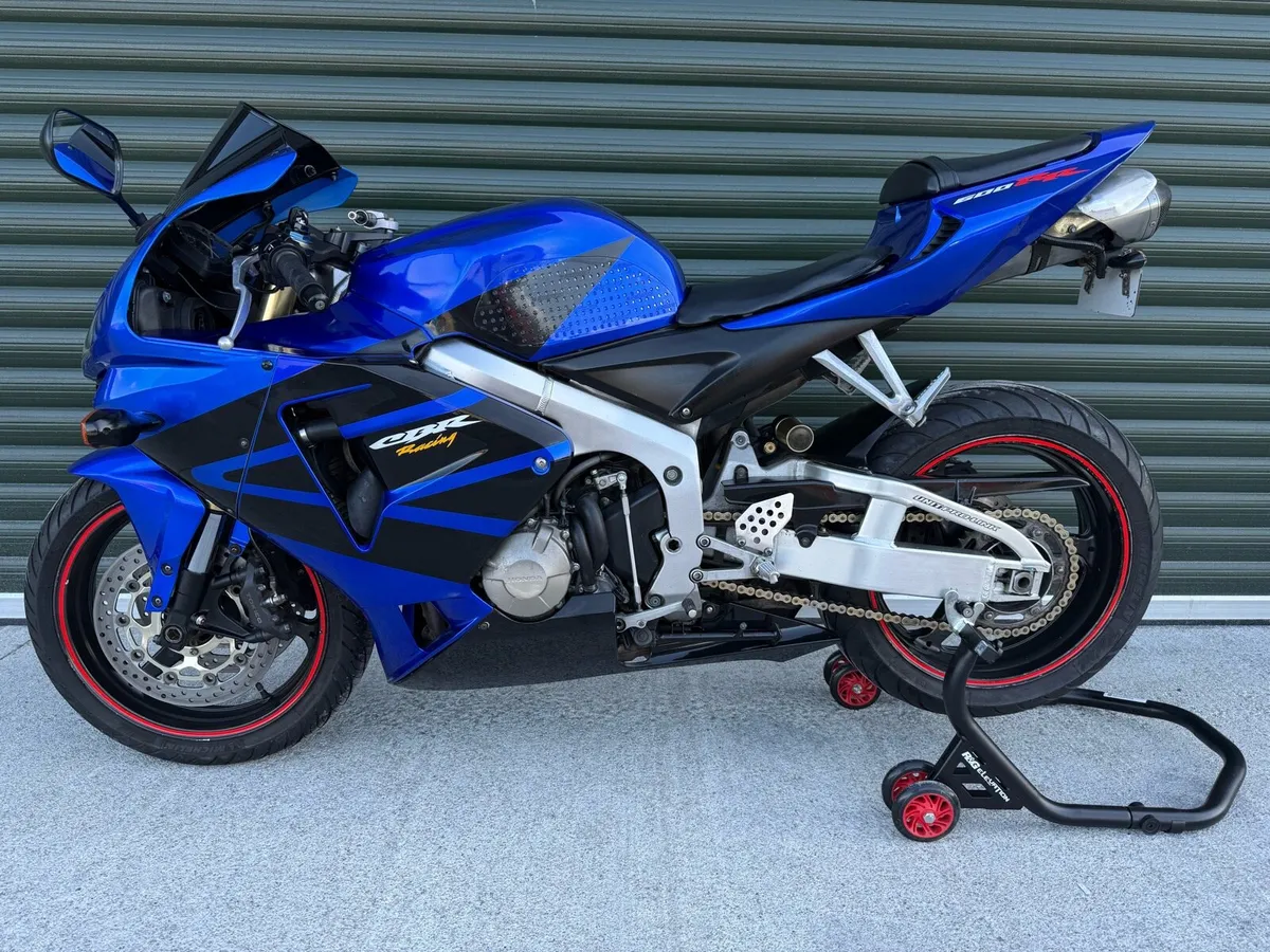 Honda CBR 600 rr - Image 4