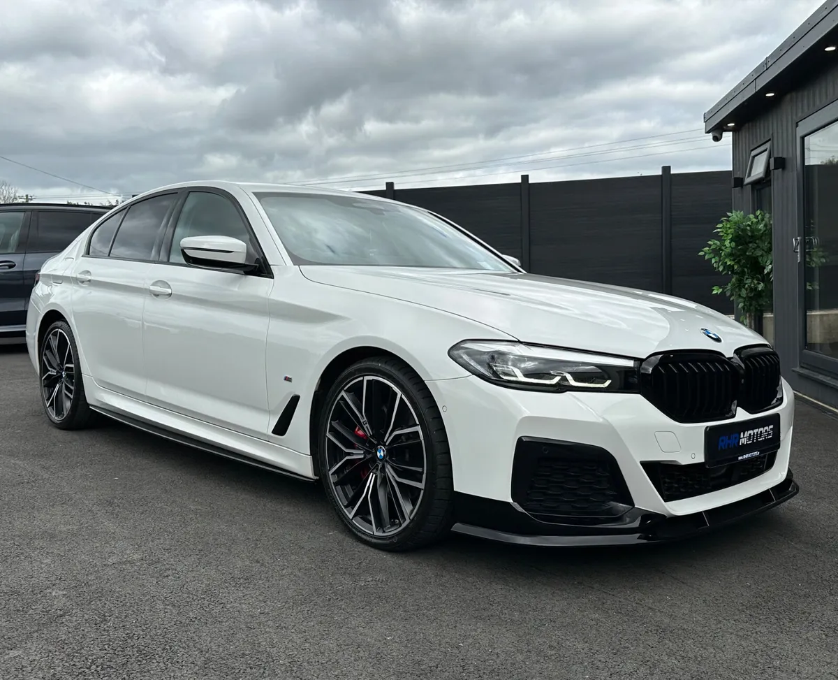 2021/211 BMW 520D LCI G30 MSPORT - Image 3