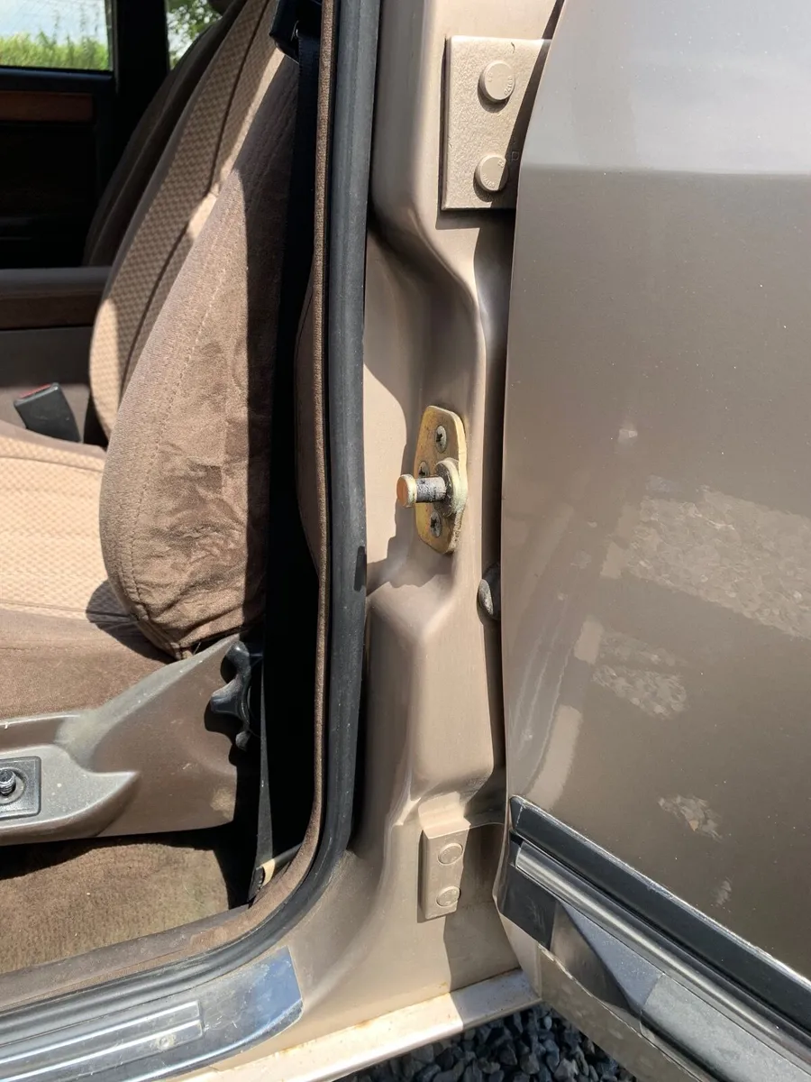 Ford Granada 1982 2.8i Ghia X - Image 2