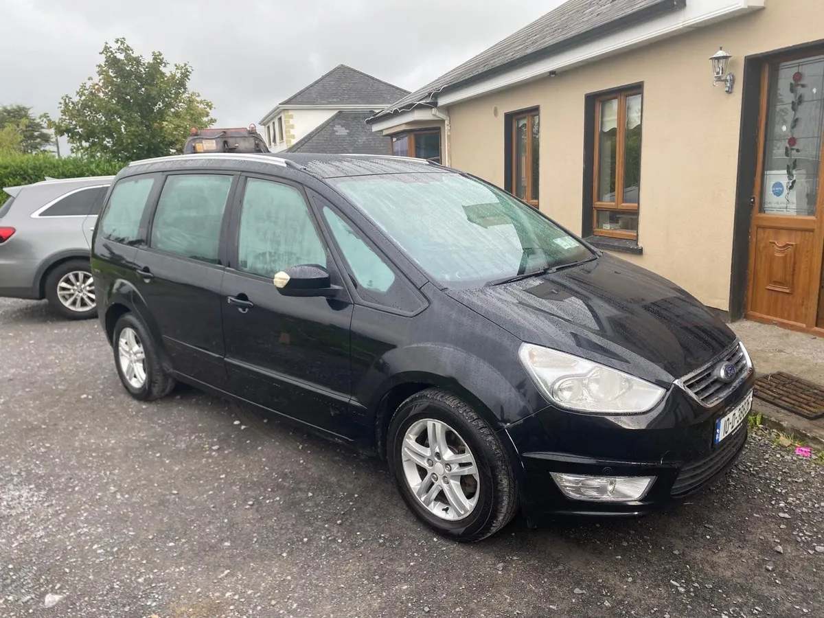 Ford Galaxy 2010 - Image 2