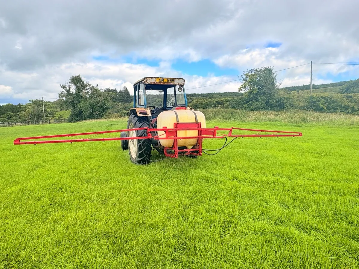 Hardi 400 Litre sprayer - Image 3