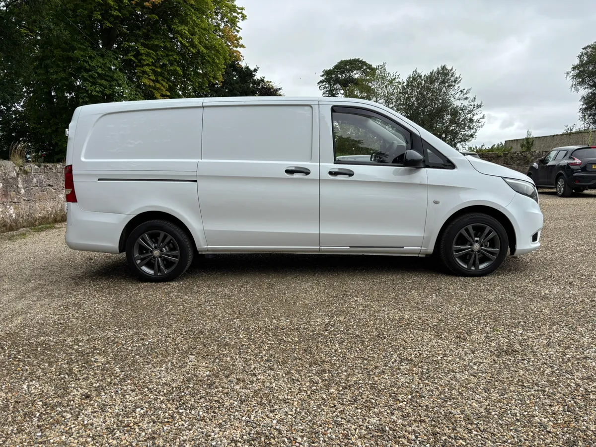 2019 Mercedes Vito van - Image 4