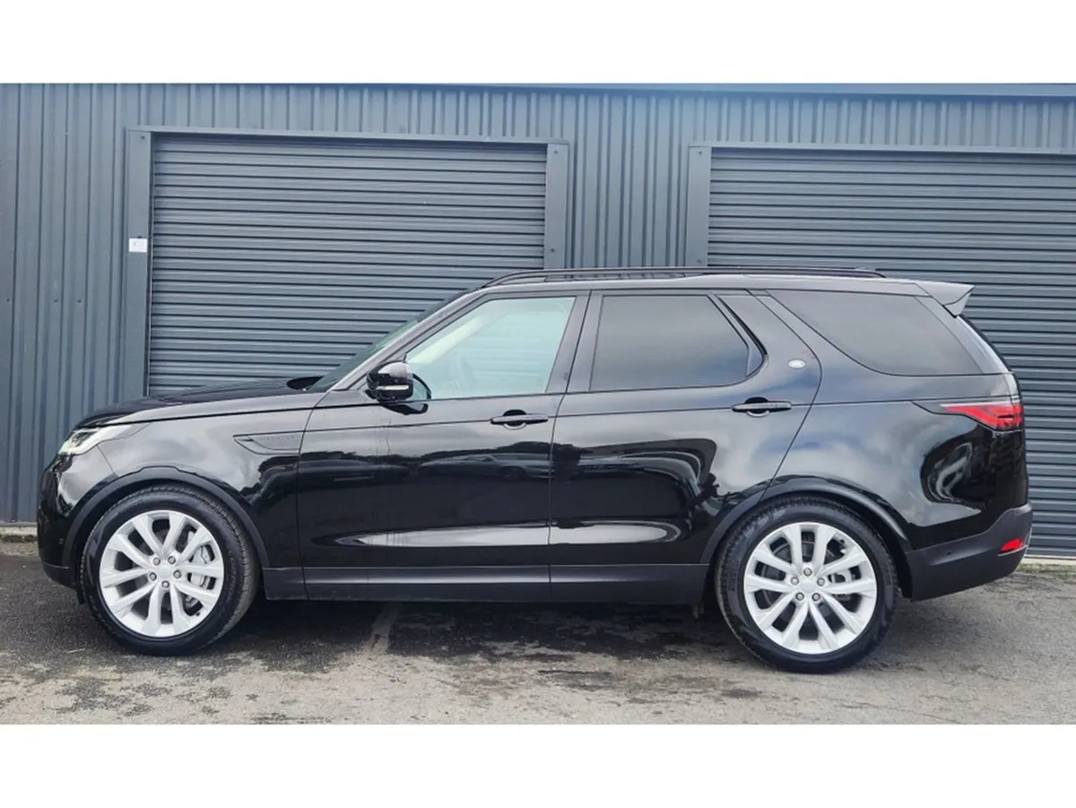 Land Rover Discovery 3.0 SD6 SE Commercial - Image 4
