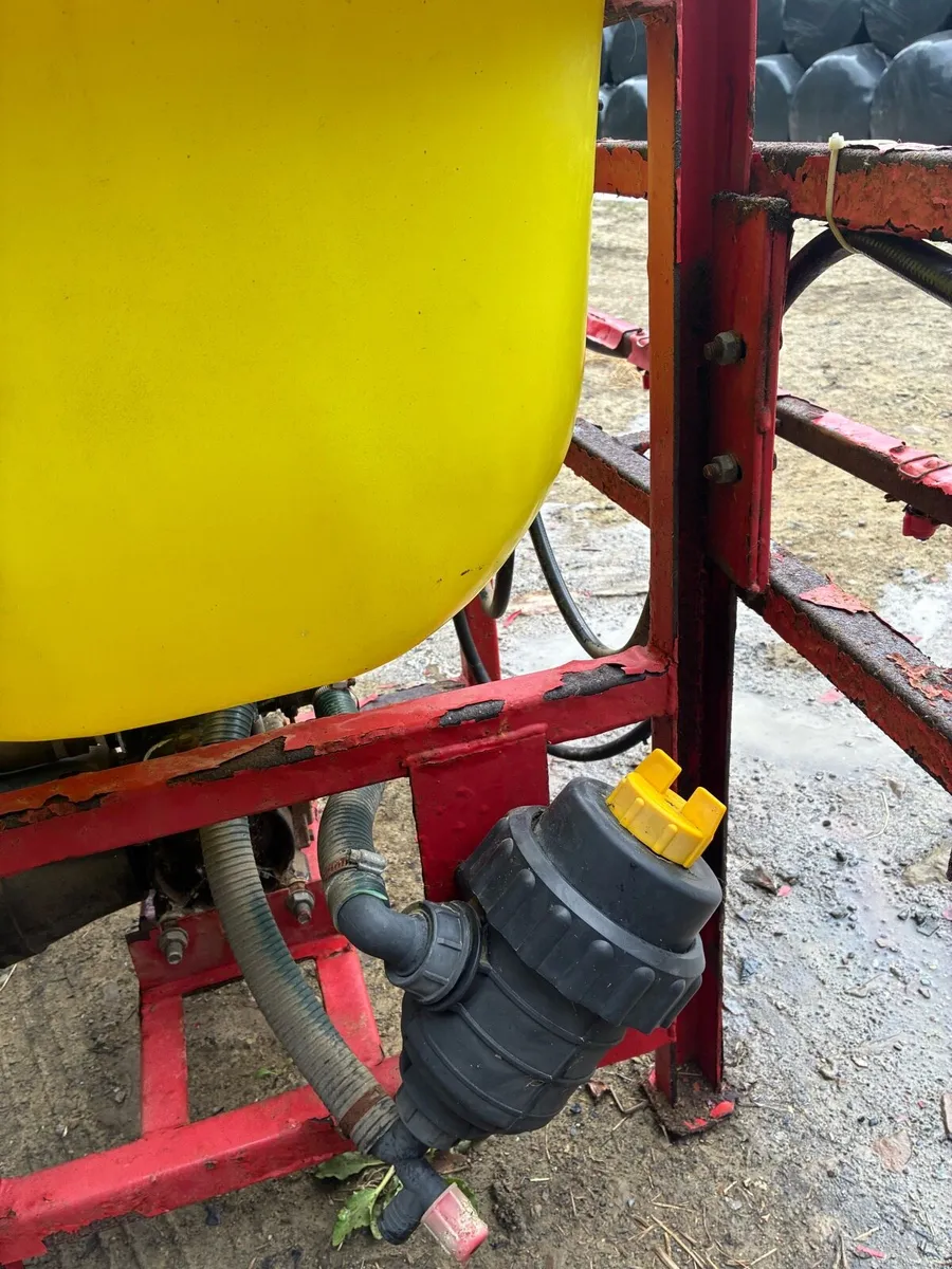 Sprayer - Image 2
