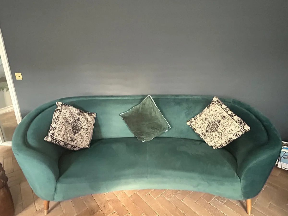Couches - Image 1