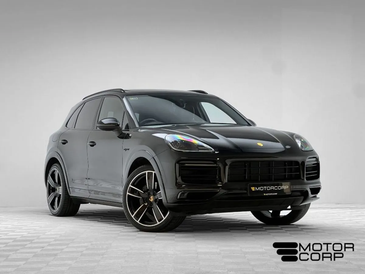 Porsche Cayenne V6 Platinum Edition - Image 1