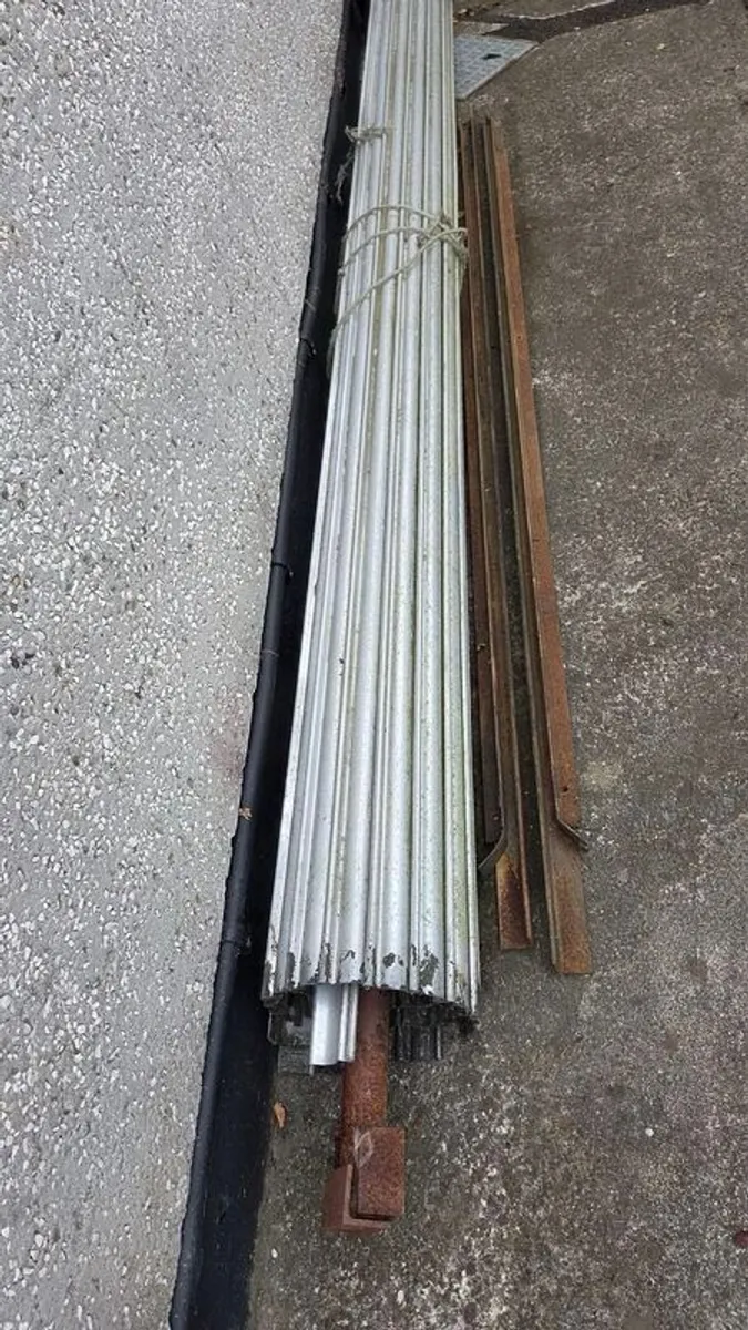 Roller shutter door - Image 2