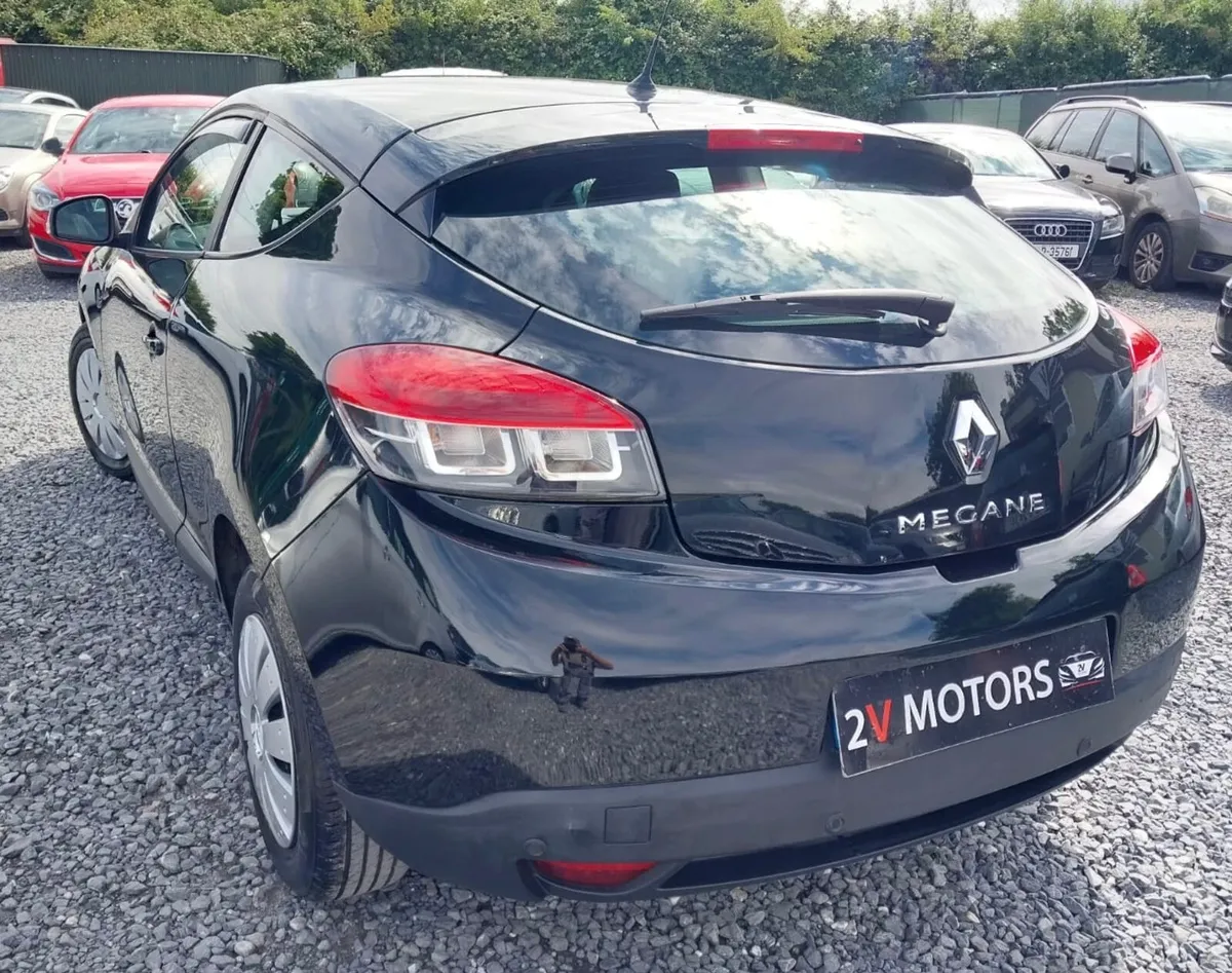 🔵 Renault Megane 1.5 DCI COUPE 2DR LOW KM - Image 4