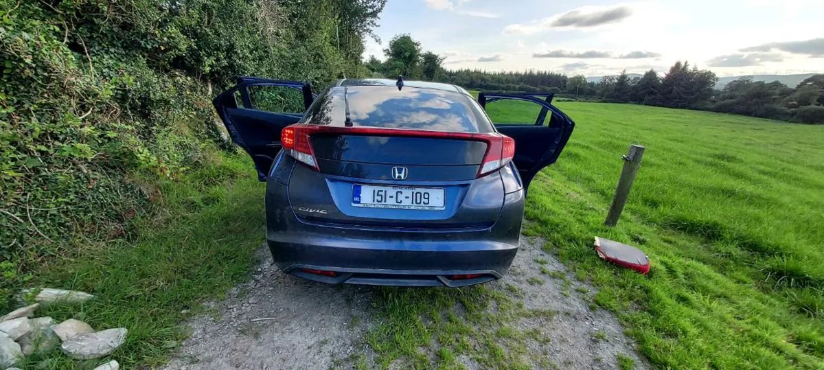 Car - Image 4