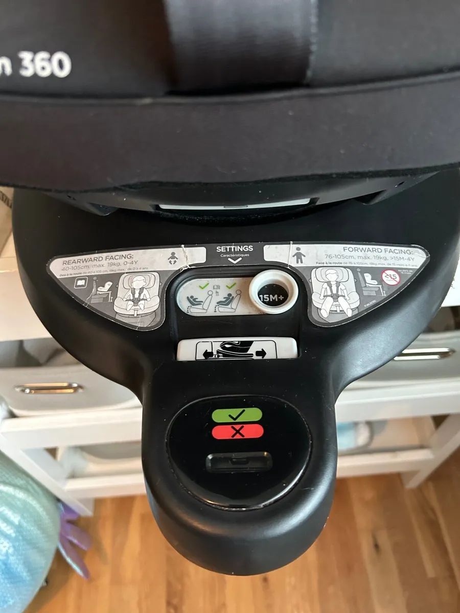 2xJoie I spin 360 Car Seats(Will Sell Separately ) - Image 3