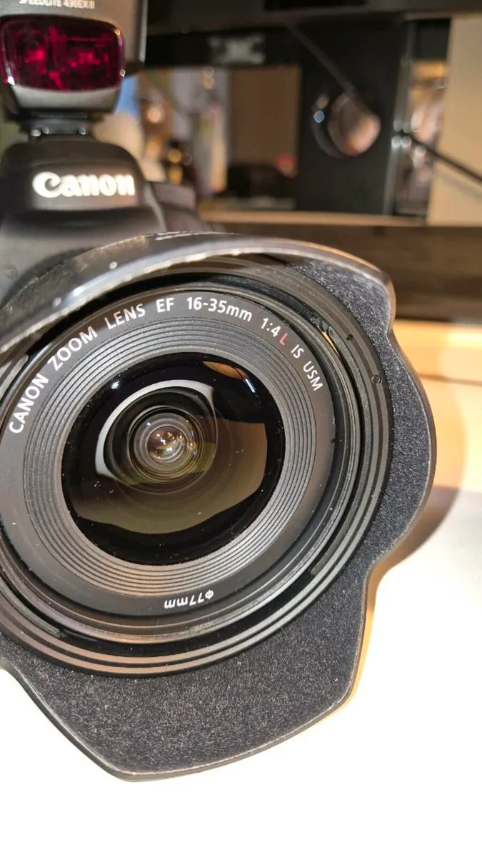 Canon EOS 7D Mark ll (2) - Image 2