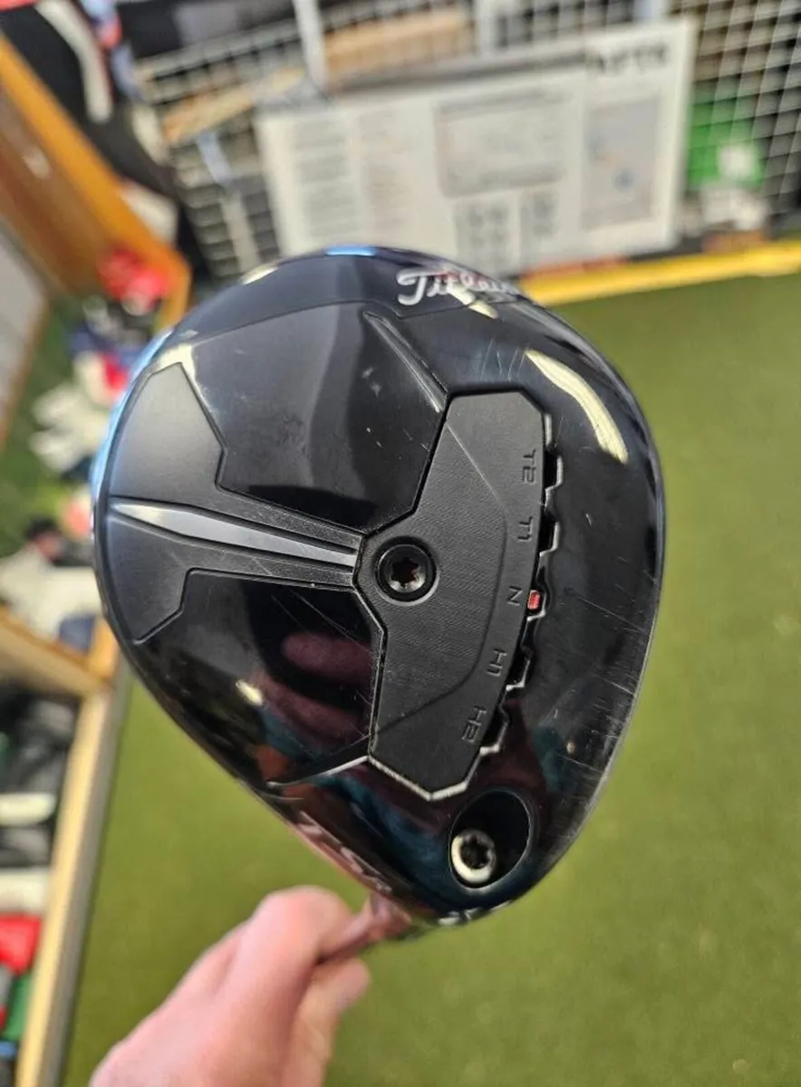 Titleist TSr3 3 Wood - Image 1