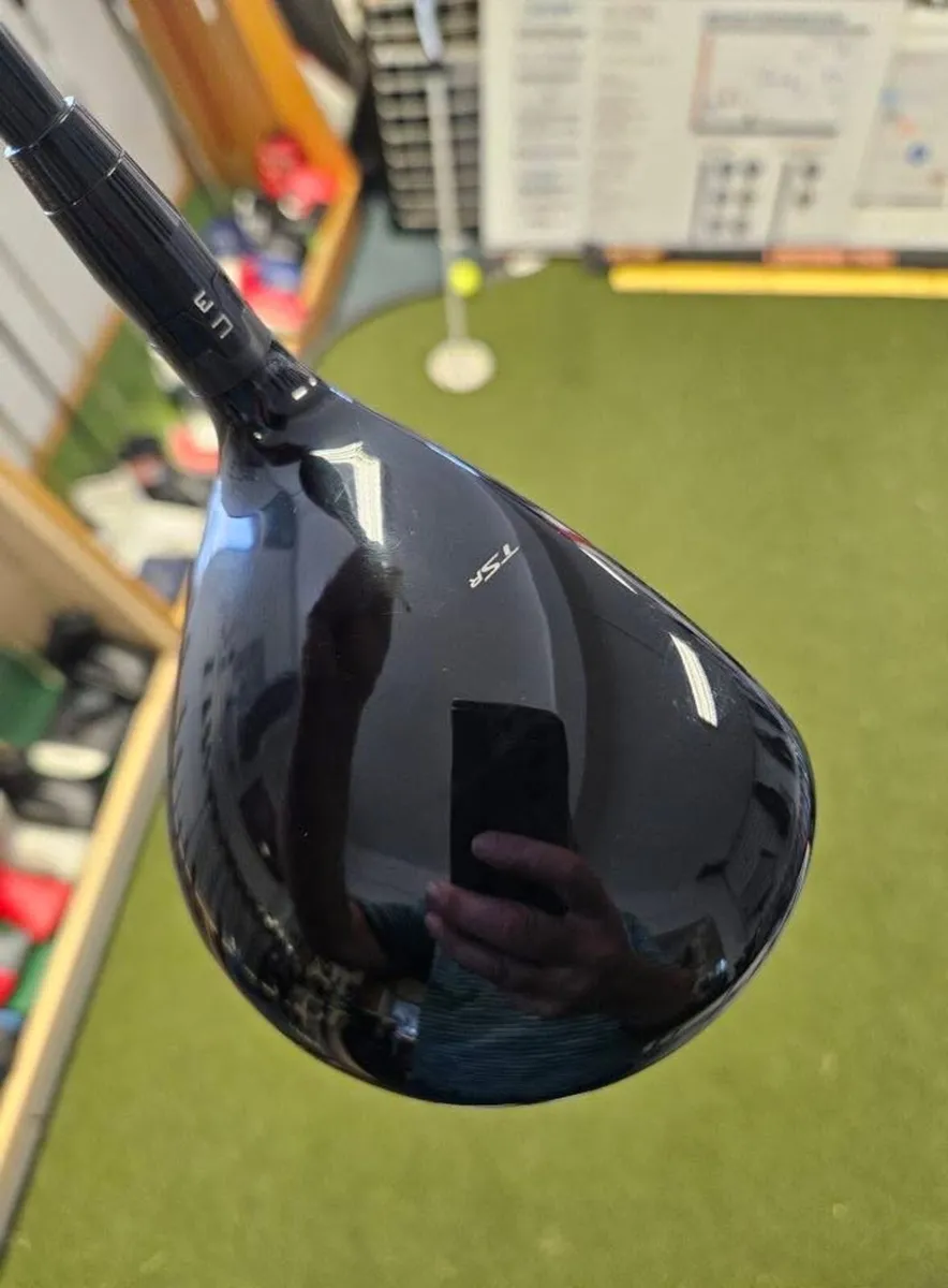 Titleist TSr3 3 Wood - Image 3
