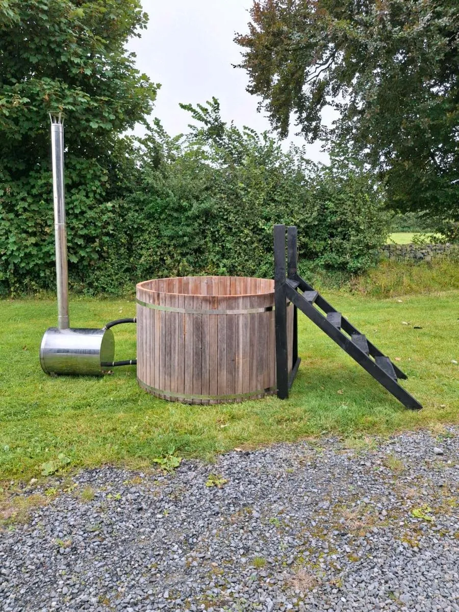 Wood fired Hot tub - Image 1