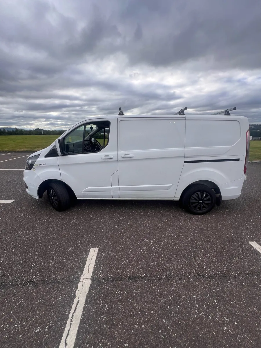 Ford Transit Custom - Image 3