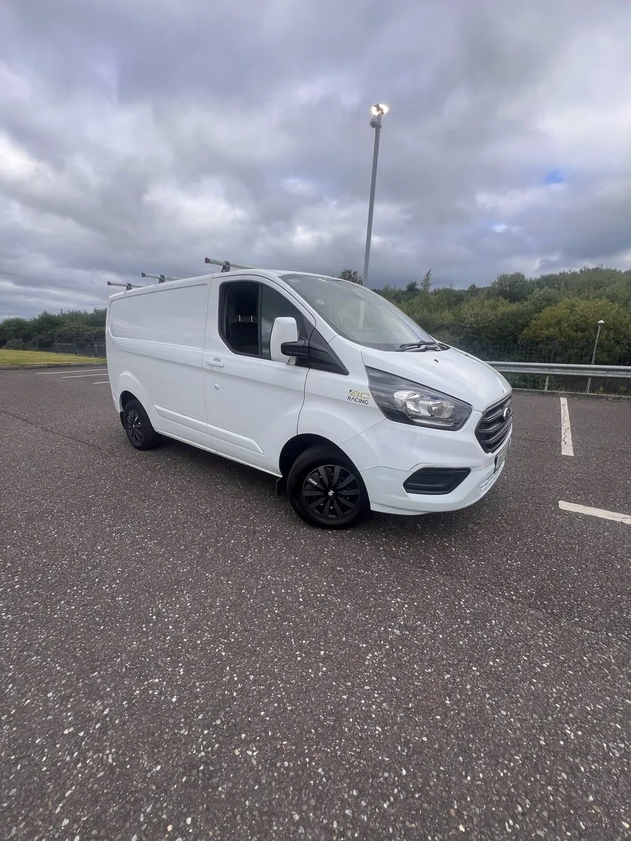 Ford Transit Custom - Image 1
