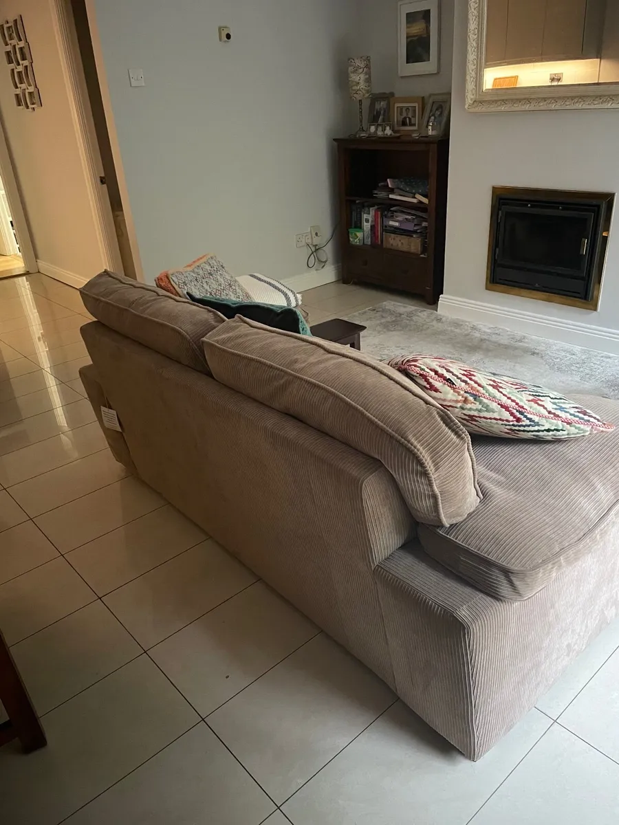 2 Seater sofa bed couch - Image 3