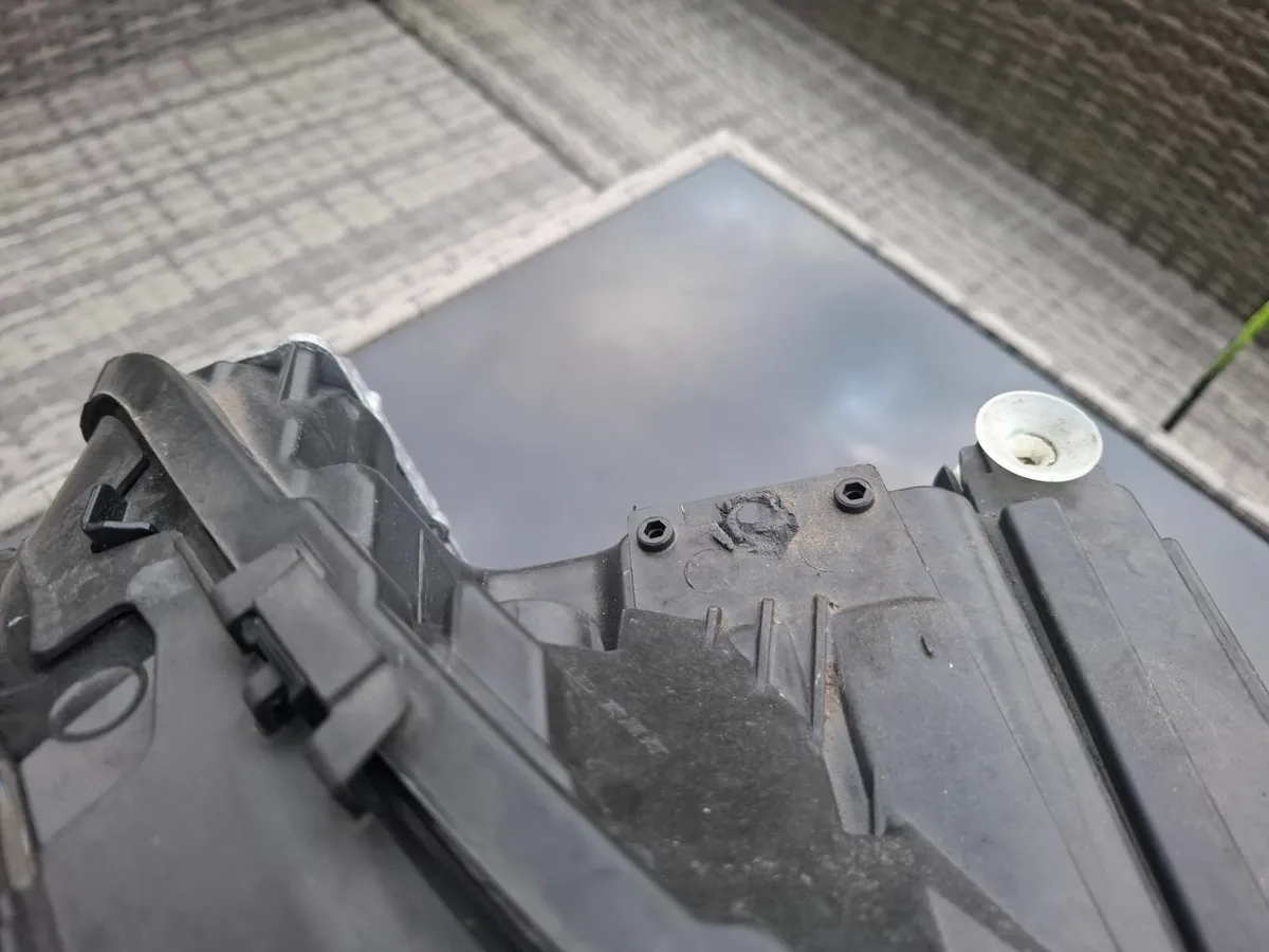 Mercedes GLA headlight - Image 2