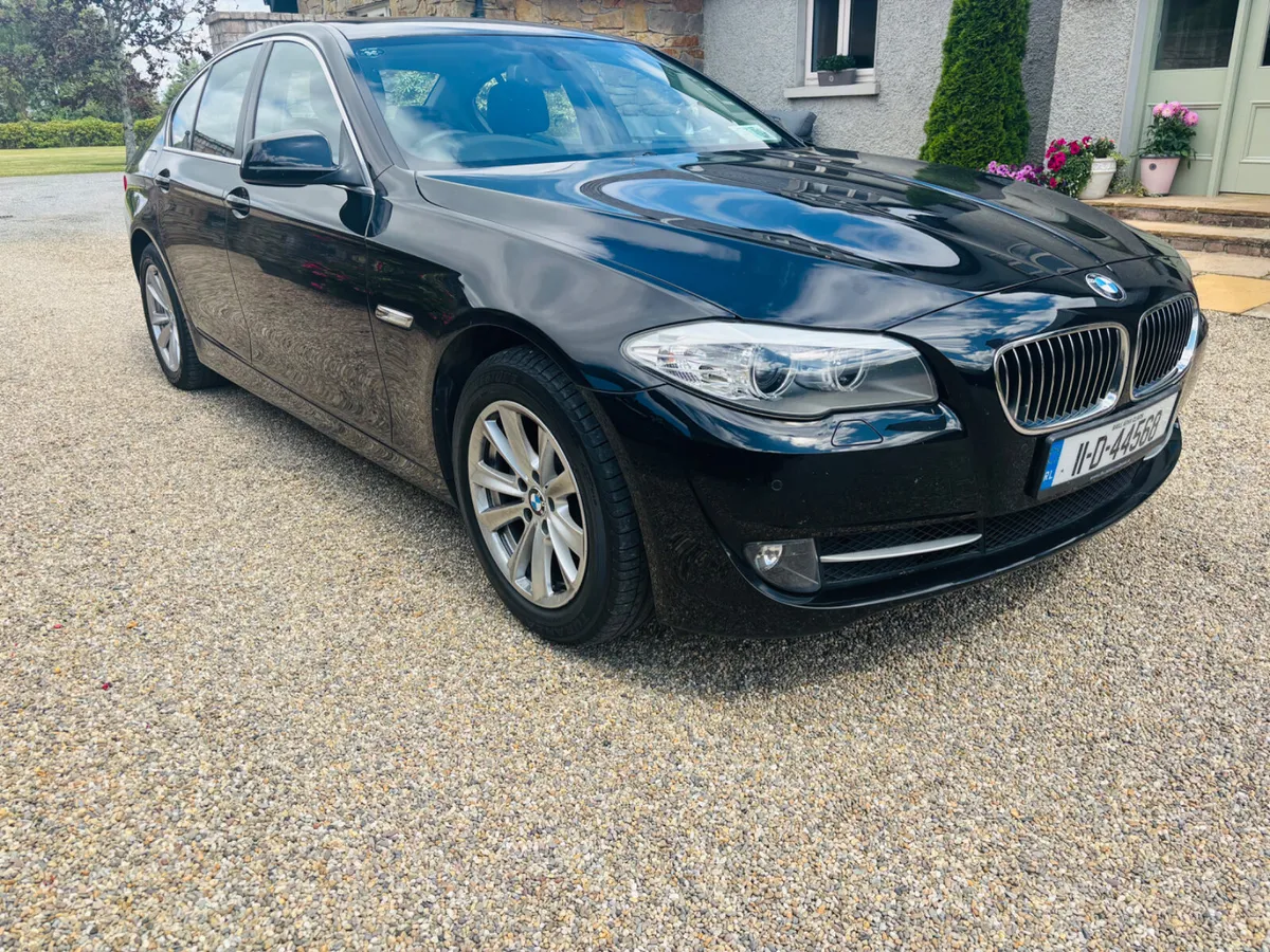 2011 BMW 520 dsl premium automatic - Image 2