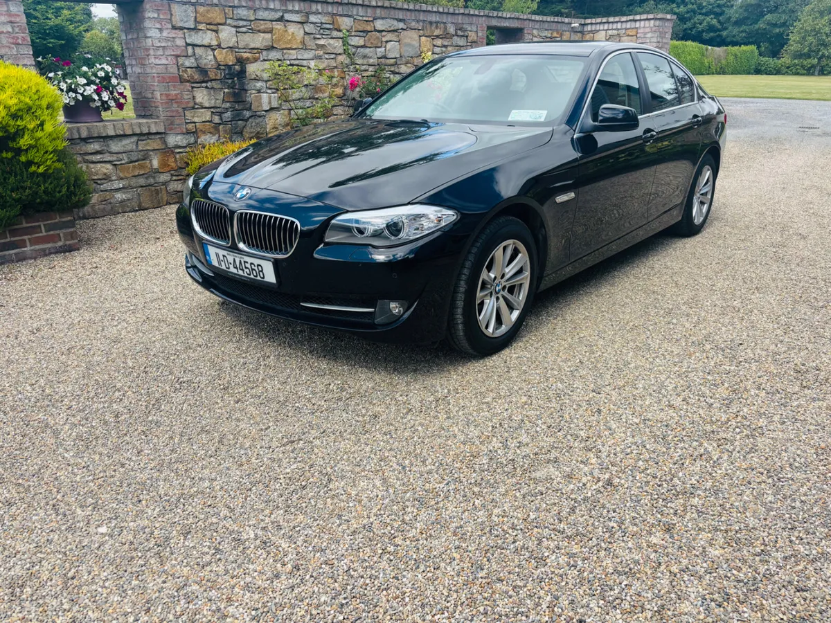 2011 BMW 520 dsl premium automatic - Image 1