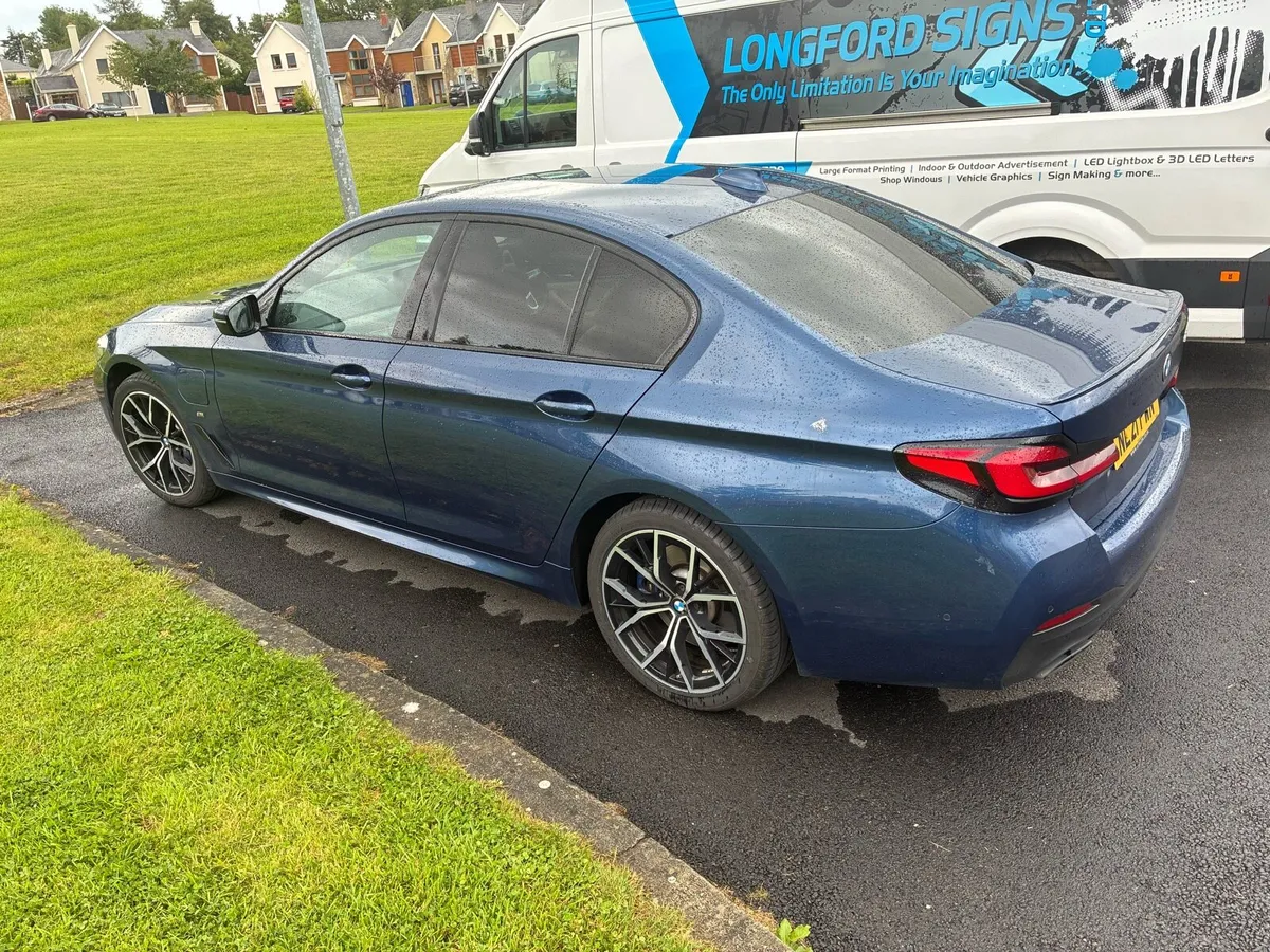 BMW 530e - Image 4