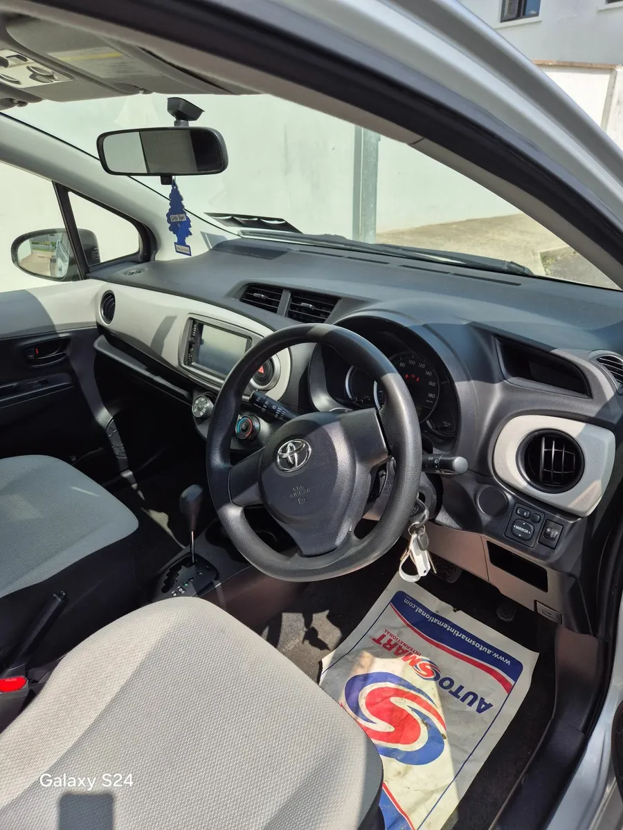 Toyota Vitz 2013, 1,0L, Automatic - Image 2