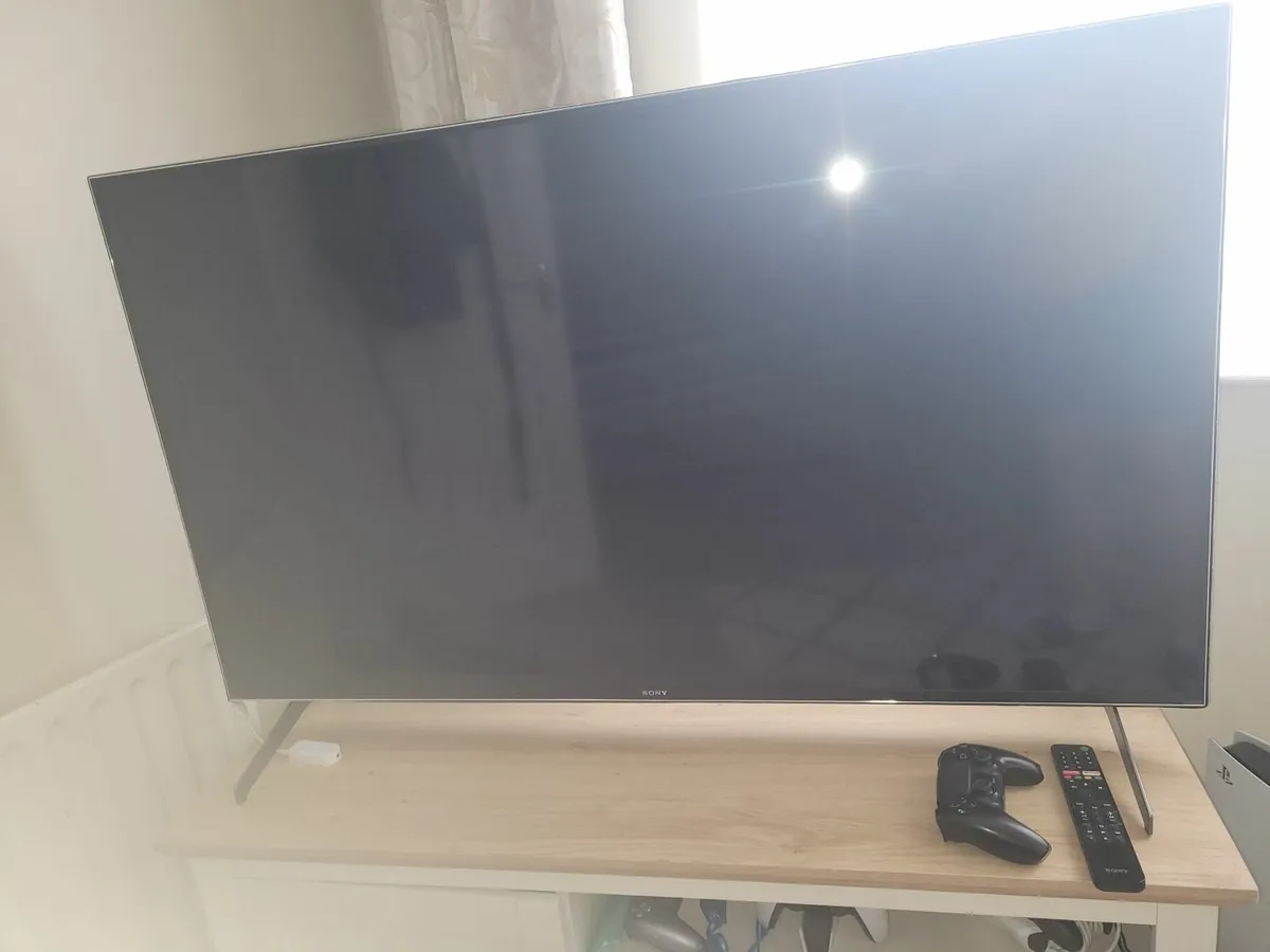 Sony Bravia Television - Image 4