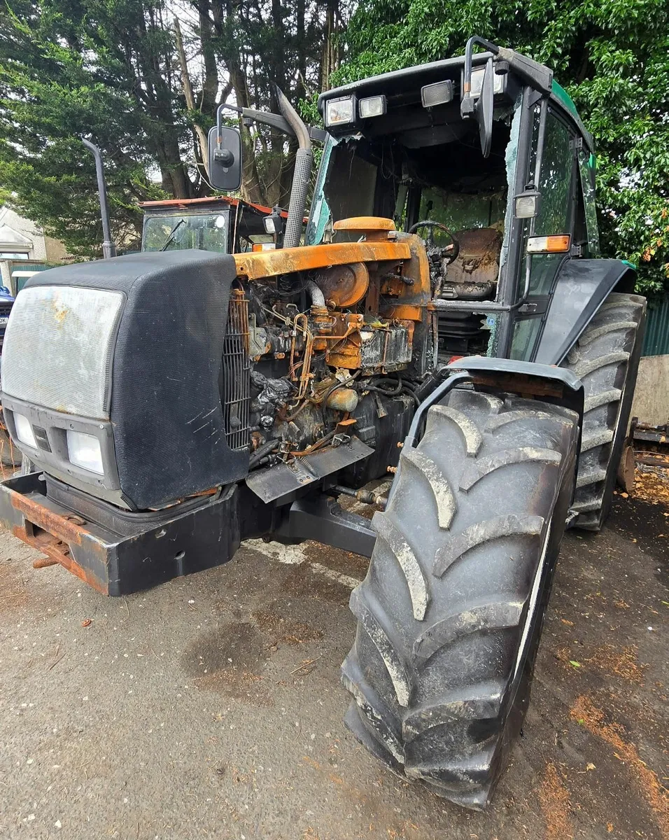 Valtra 6550 - Image 2