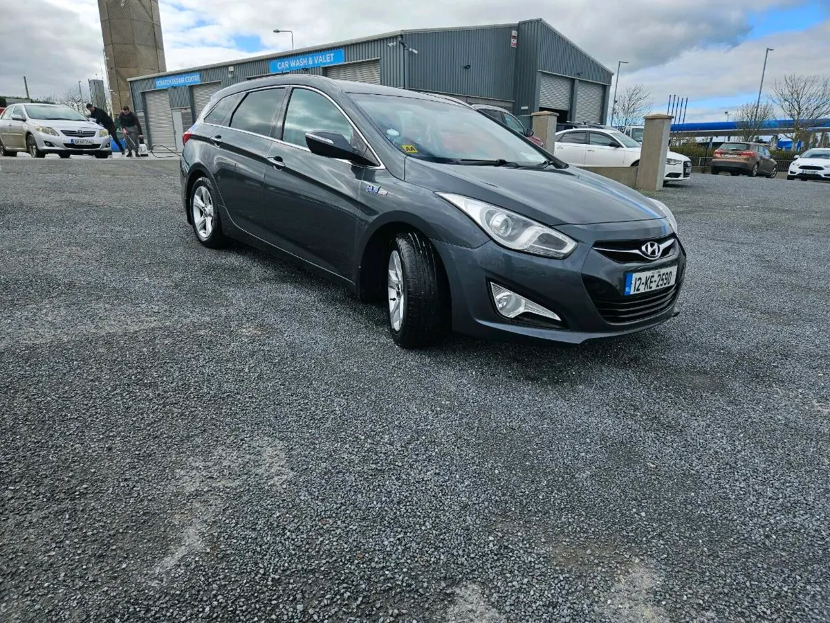 Car - Image 2