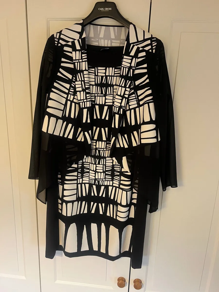 Dress & matching over jacket - Image 2