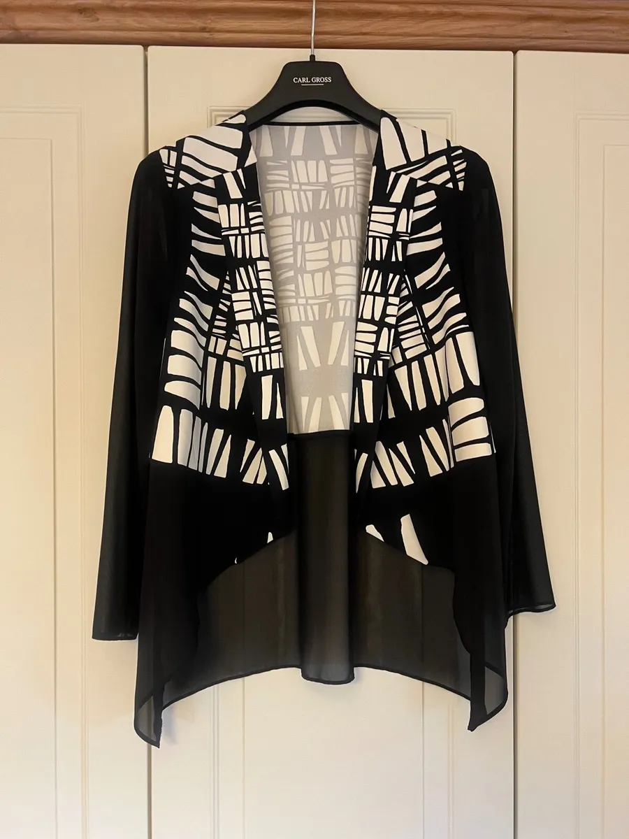 Dress & matching over jacket - Image 3
