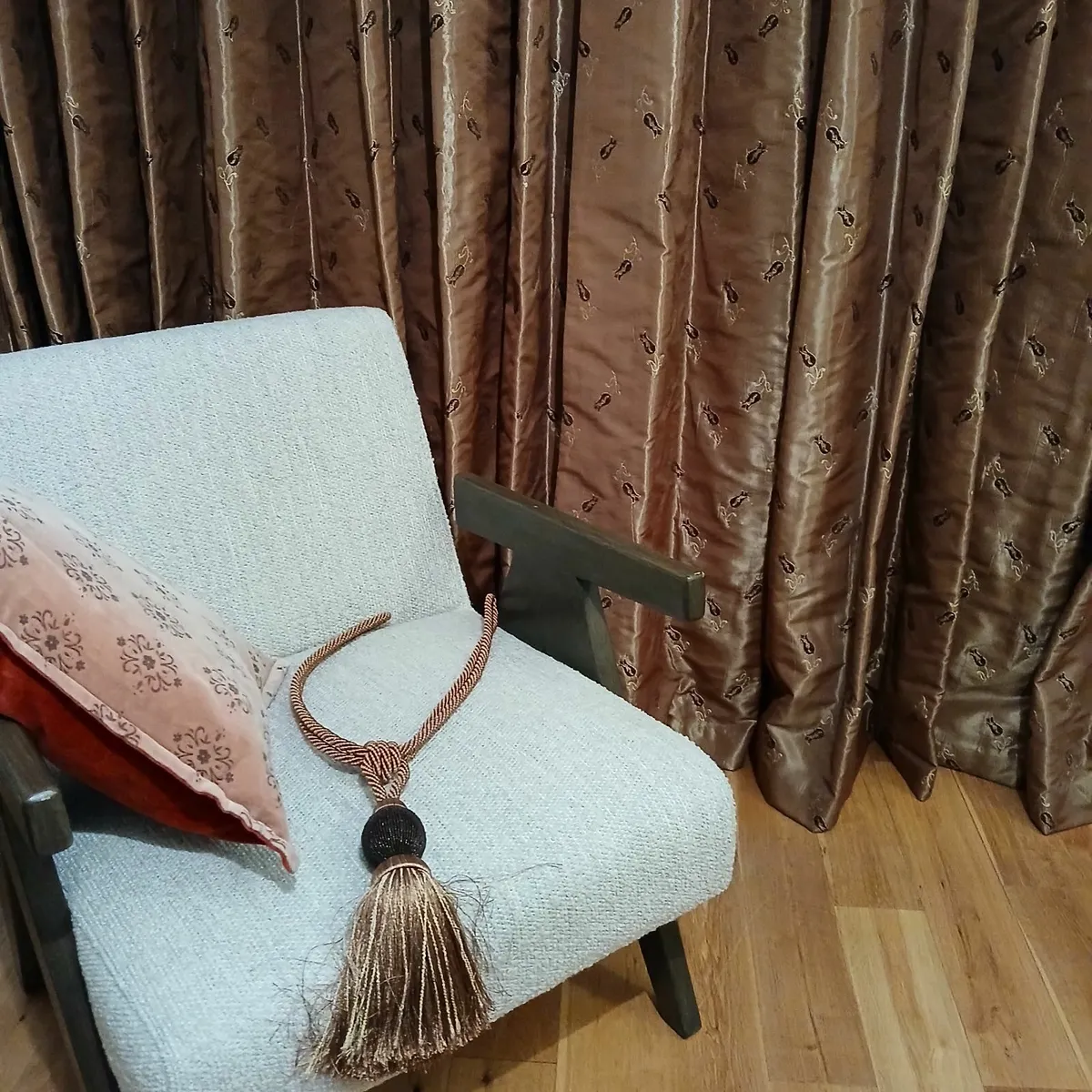 Curtains - Image 4