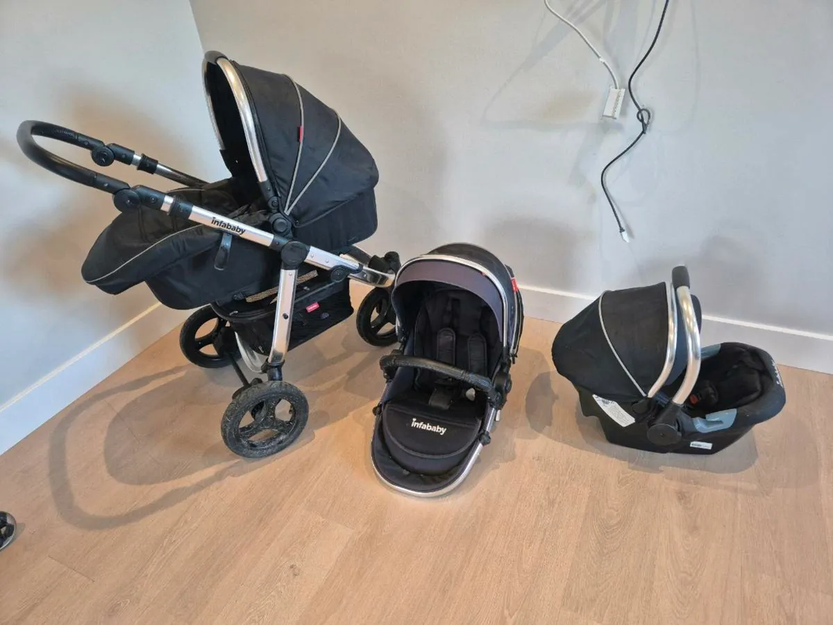 KIDS buggy and accessories - Image 1