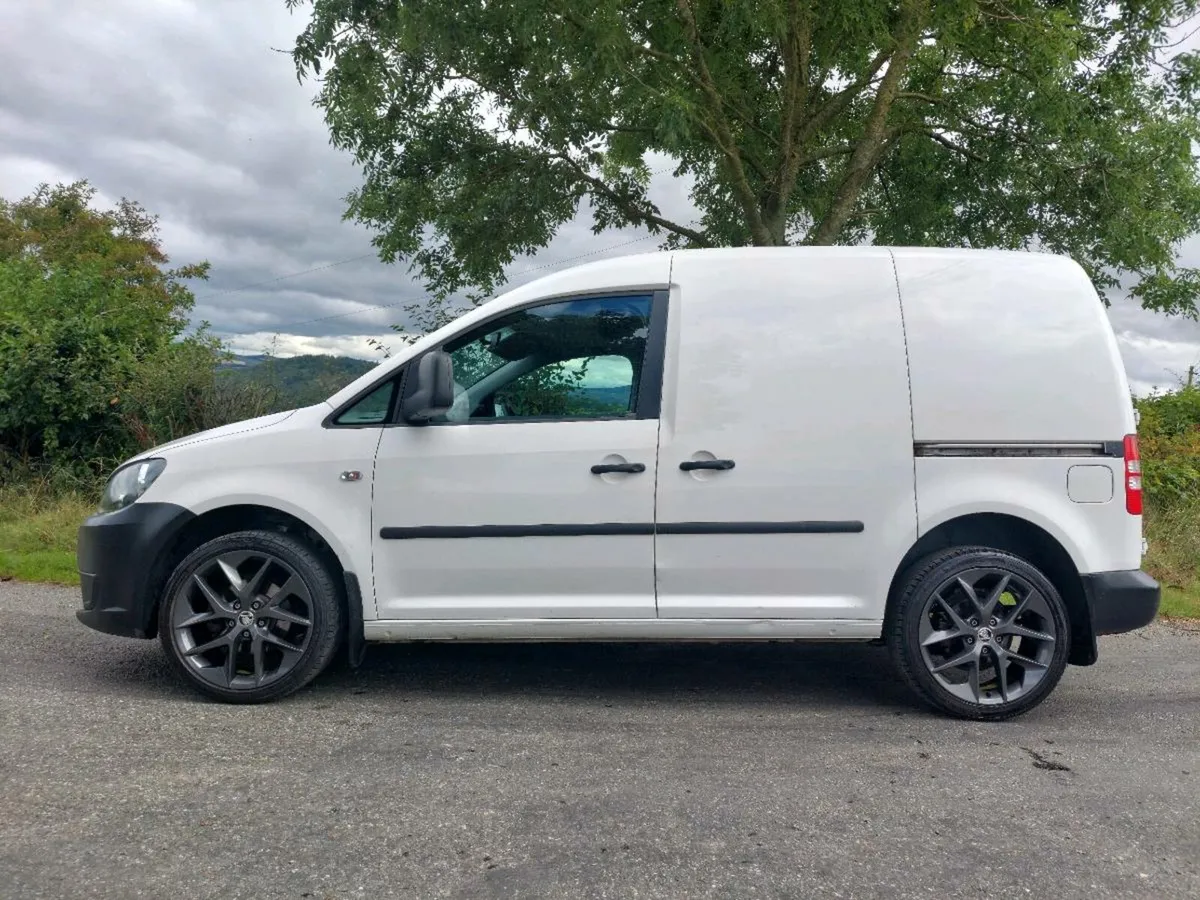 2015 VW CADDY 1.6TDI NEW CVRT - Image 2