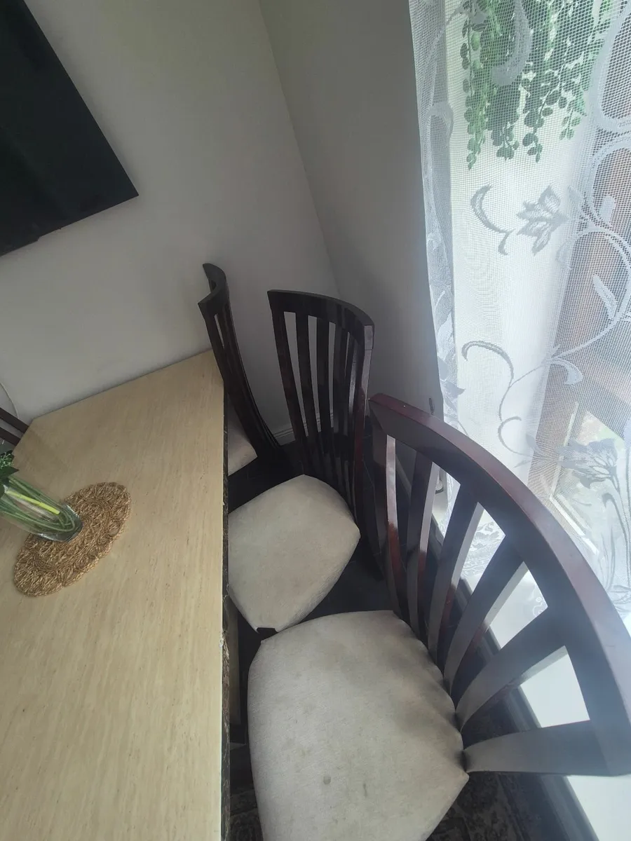 Dining table - Image 3