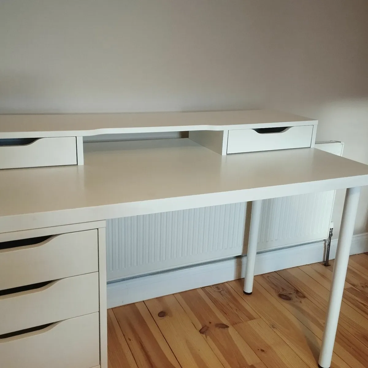 Vanity/Study desk - Image 1