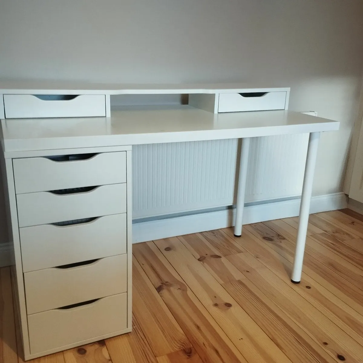 Vanity/Study desk - Image 3