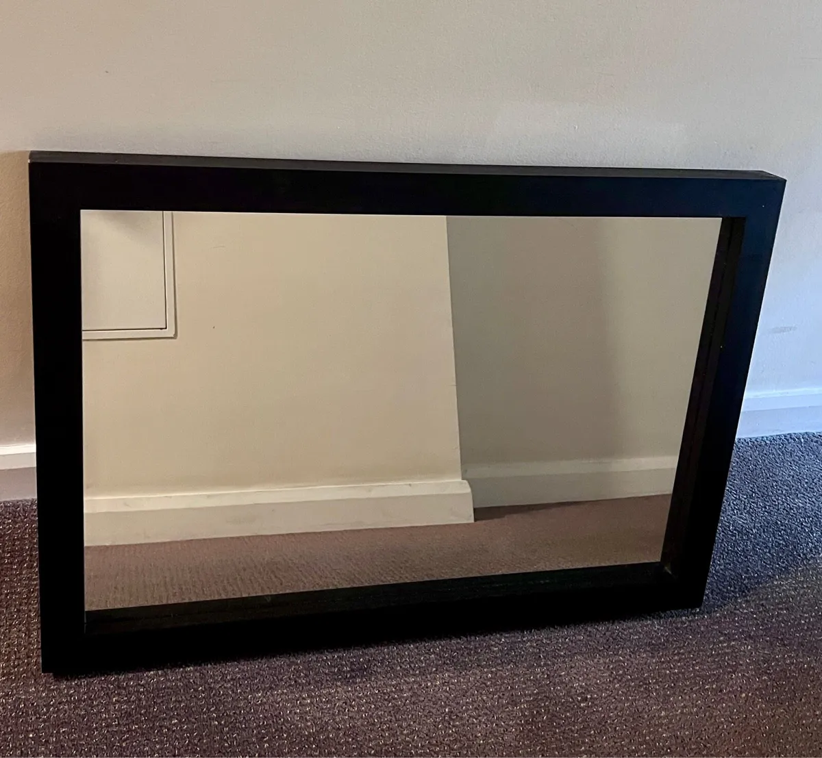 Wall mirror. Good condition. Quick sale! - Image 1