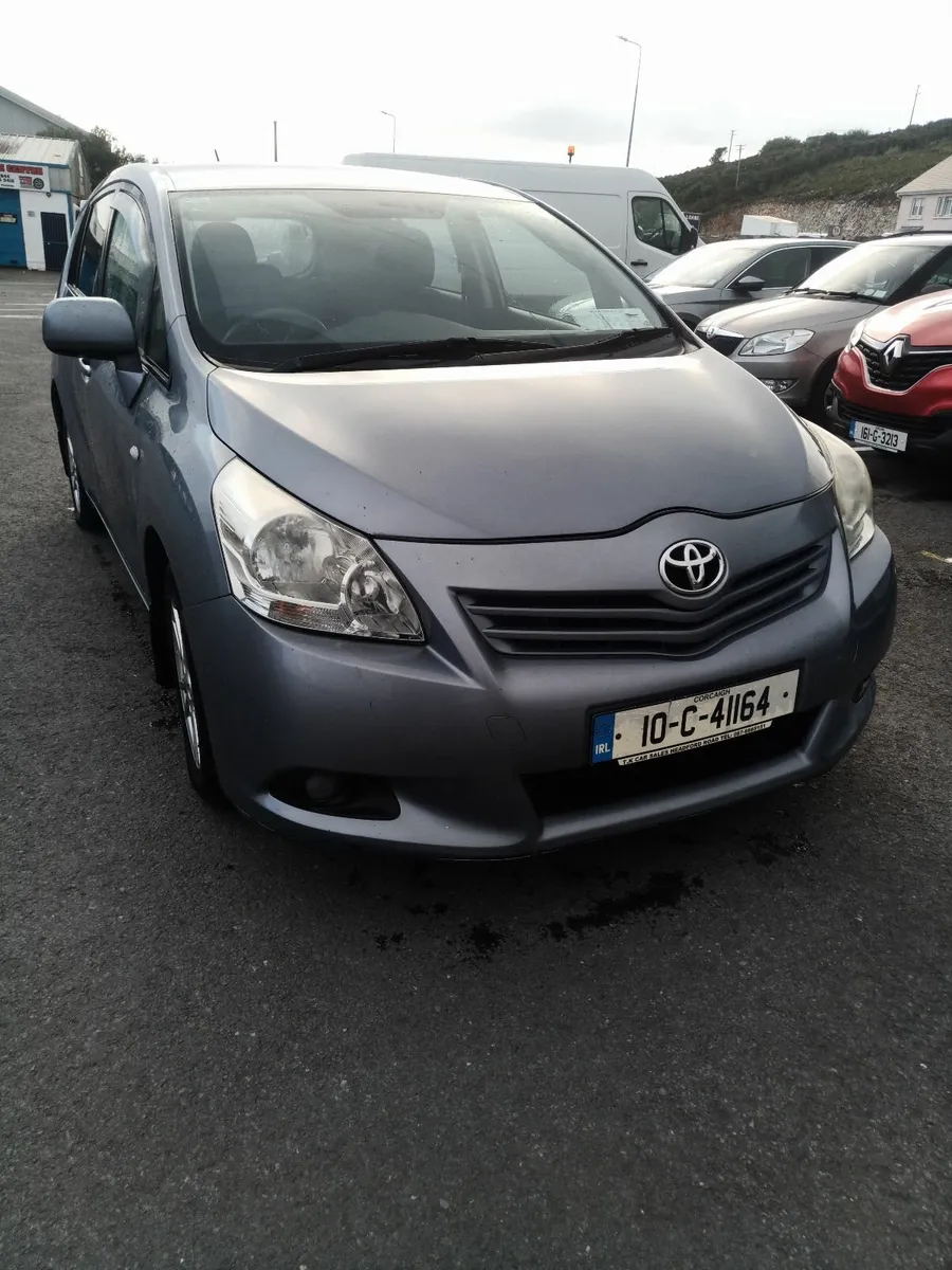 Toyota verso 2.0dsl 7seater - Image 4
