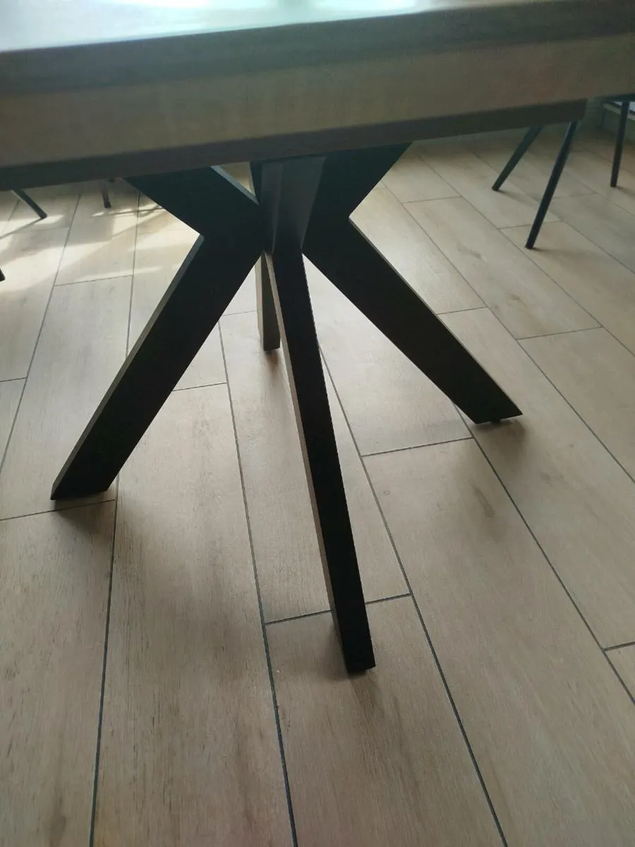 Round/Oval dining table - Image 4