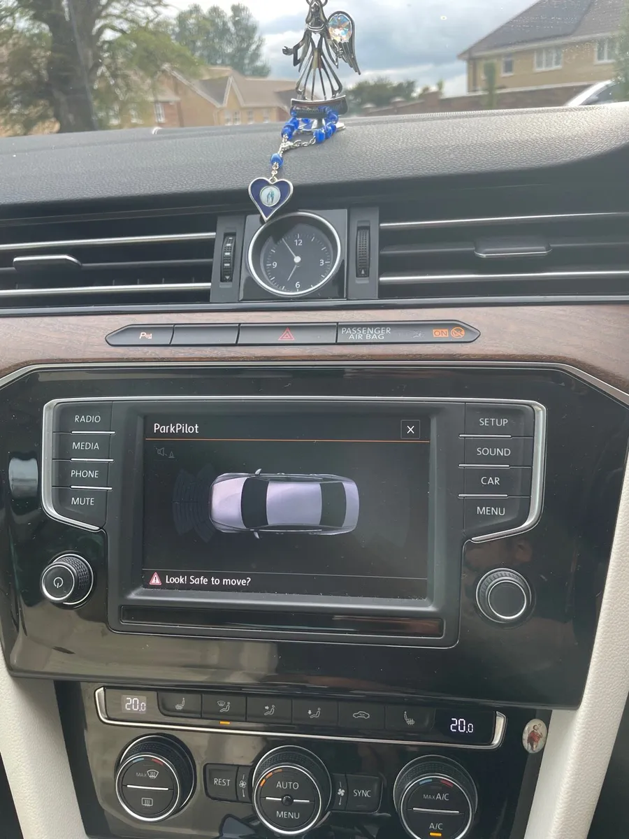 2015 Volkswagen Passat 1.6TDI Highline Automatic - Image 4