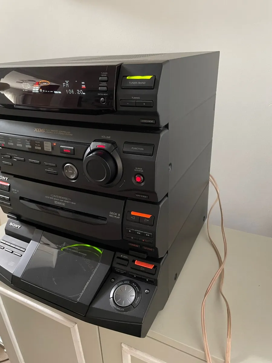 Stereo - Image 4