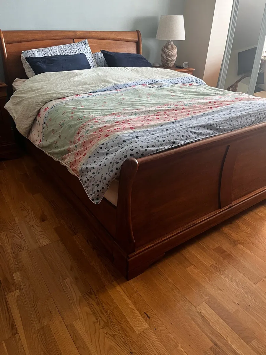 Complete Bedroom Furniture Set - Image 1