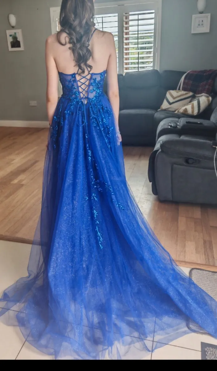 Debs dress - Image 2