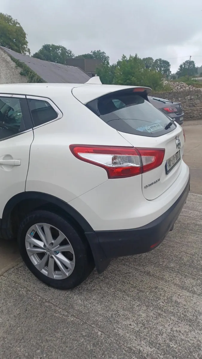 Nissan Qashqai 2014 1.5 Diesel - Image 3