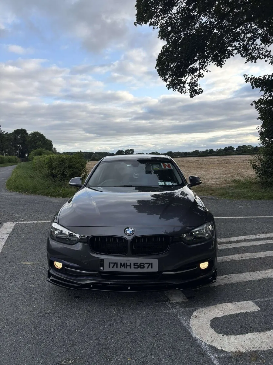 BMW 318d 2017 Low miles - Image 3