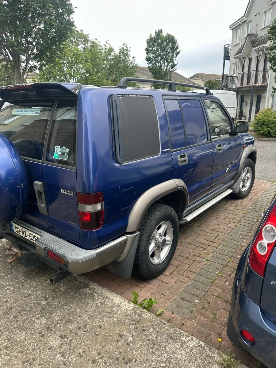 2000 isuzu trooper 3.0 lwb commercial fresh doe - Image 2