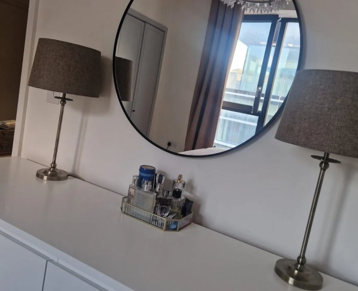 Bedside lamps - Image 1