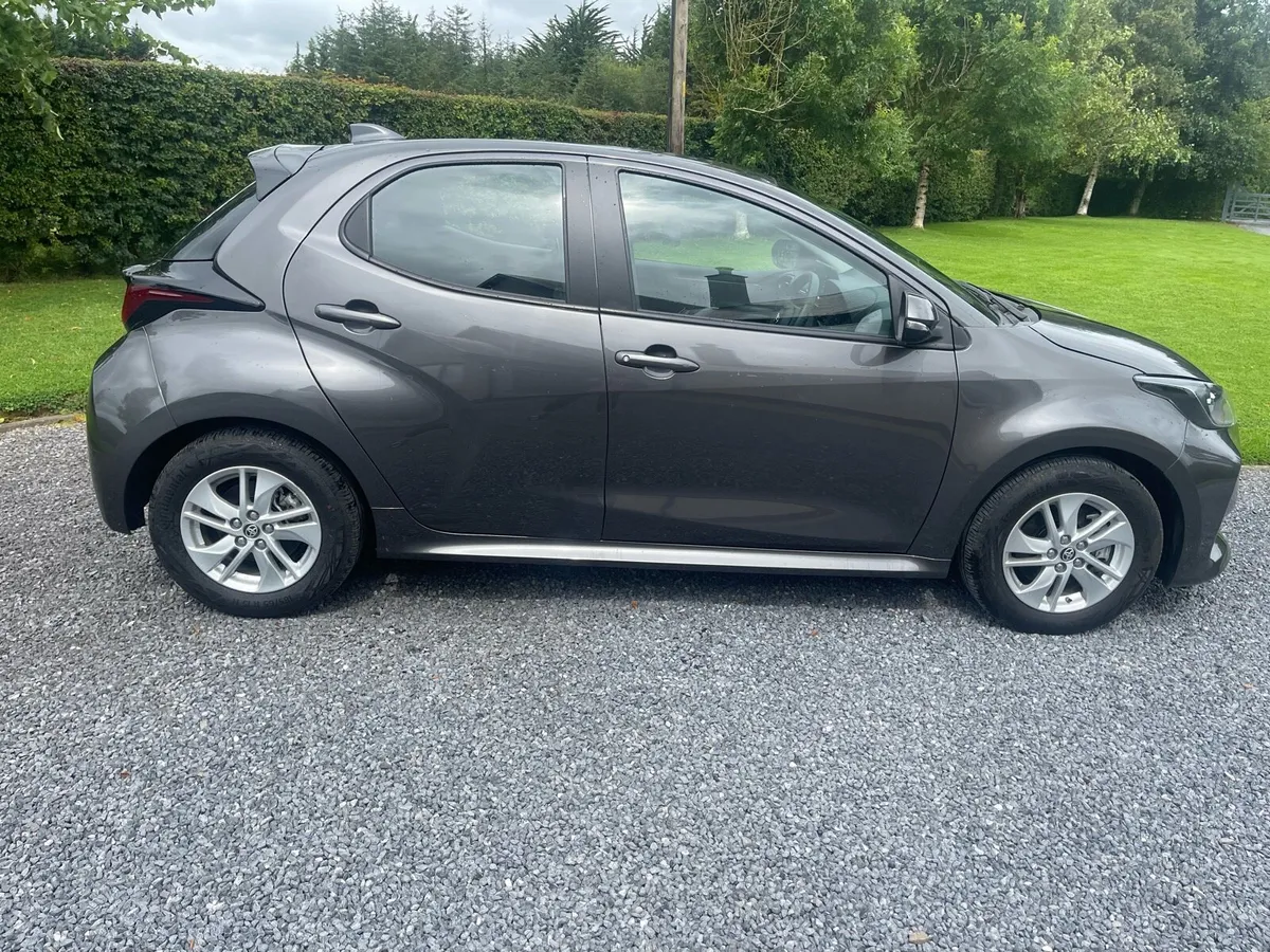 Toyota Yaris - Image 4