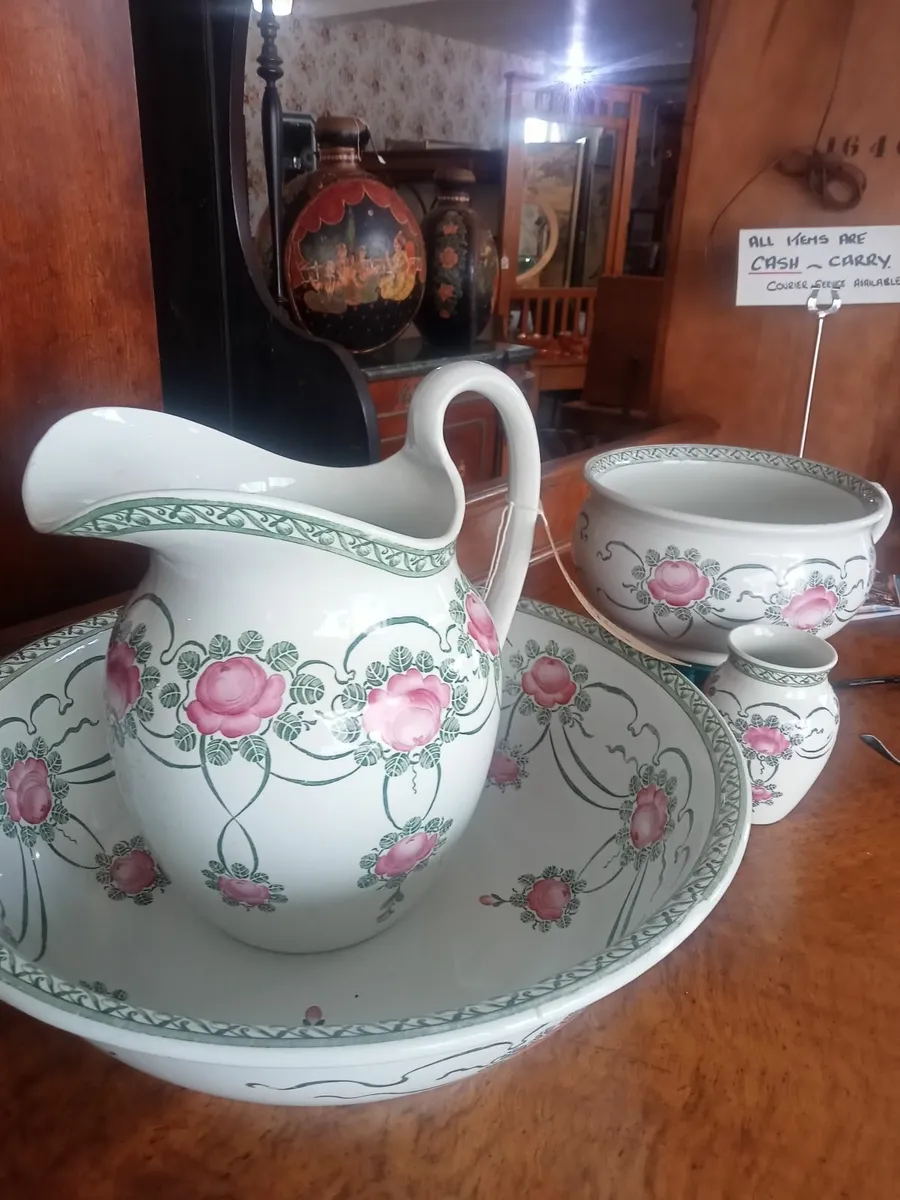 LOTS OF ANTIQUES AND COLLECTABLES - Image 2